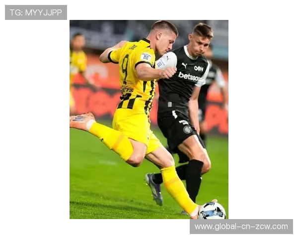 约维奇希腊联赛24场11球，重现射门靴