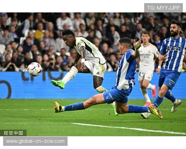 皇马4-1大胜皇家社会豪取八连胜,维尼修斯双响领跑射手榜 皇马4-1大胜皇家社会豪取八连胜,维尼修斯双响领跑射手榜